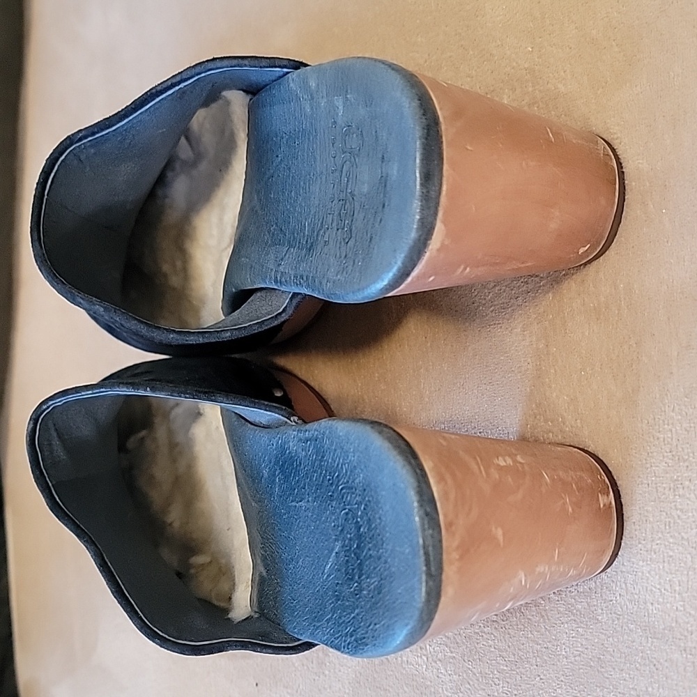 UGG Australia 'Abbie' Black Suede Clogs Size 9 EUC - Picture 5 of 9